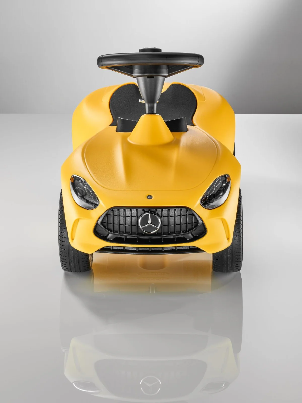 1:18 Scale Mercedes-Benz AMG GT Yellow Ride-On Toy Car - Image 4
