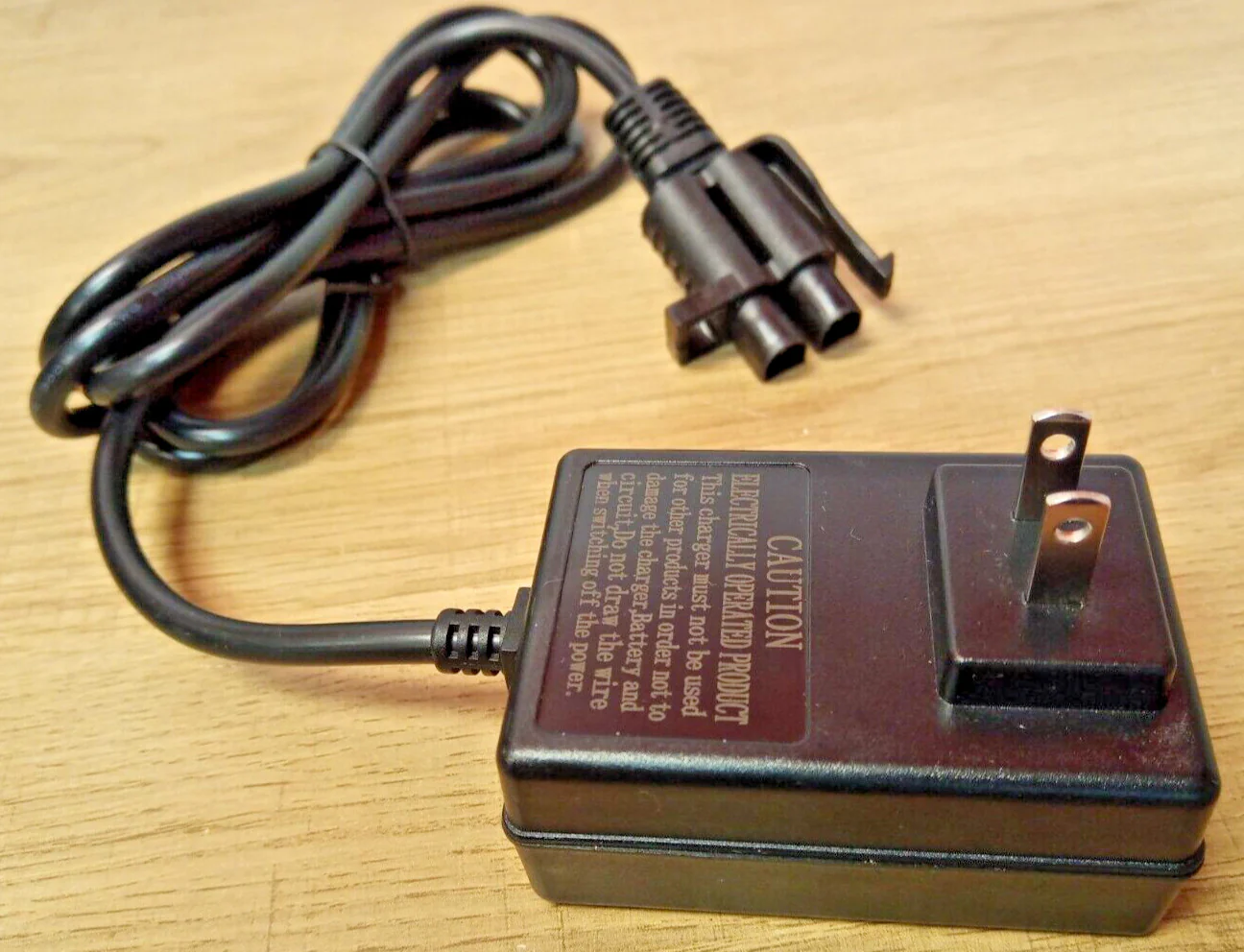 12 Volt AA Battery Charger for Kids Ride-On Cars and Motion Toys - Image 2