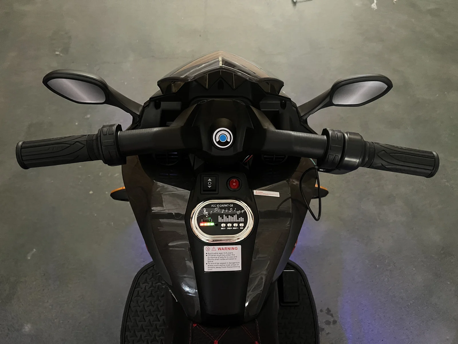12V Rechargeable Battery-Powered Kids Ride-On Motorcycle Toy with Lighting and Wheels - Image 7