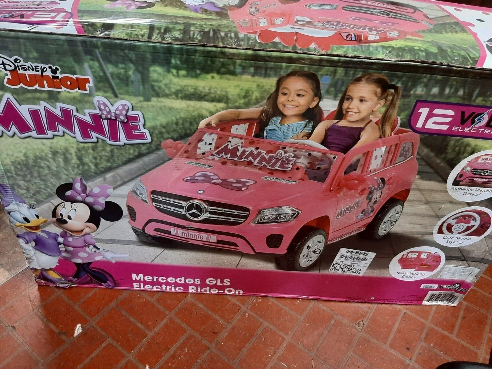 12V Minnie Mouse Mercedes Benz Ride-On Car for Kids - Image 4