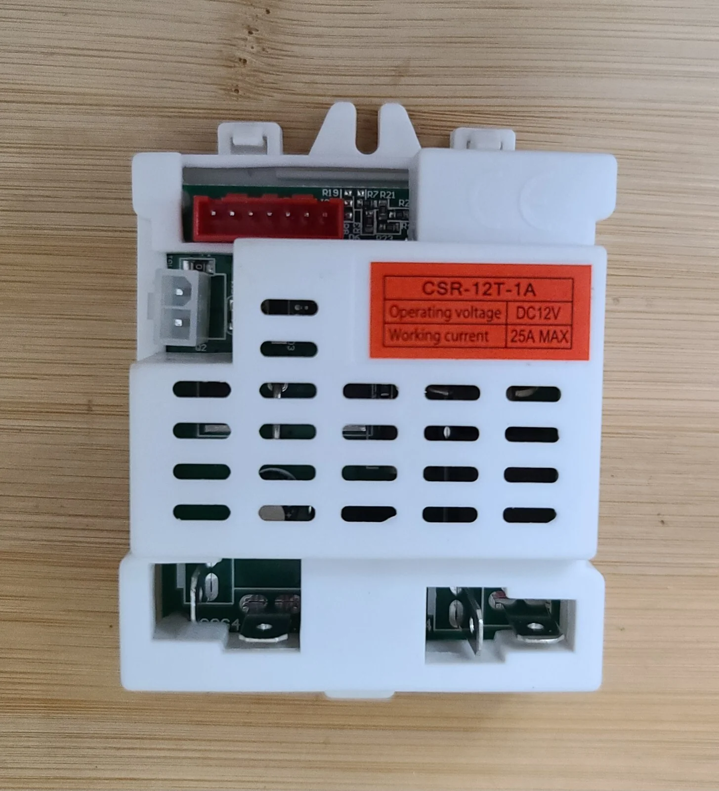 2.4G Bluetooth Remote Control and CSR Control Box for Kids' Battery-Powered Ride-On Wheels - Image 3