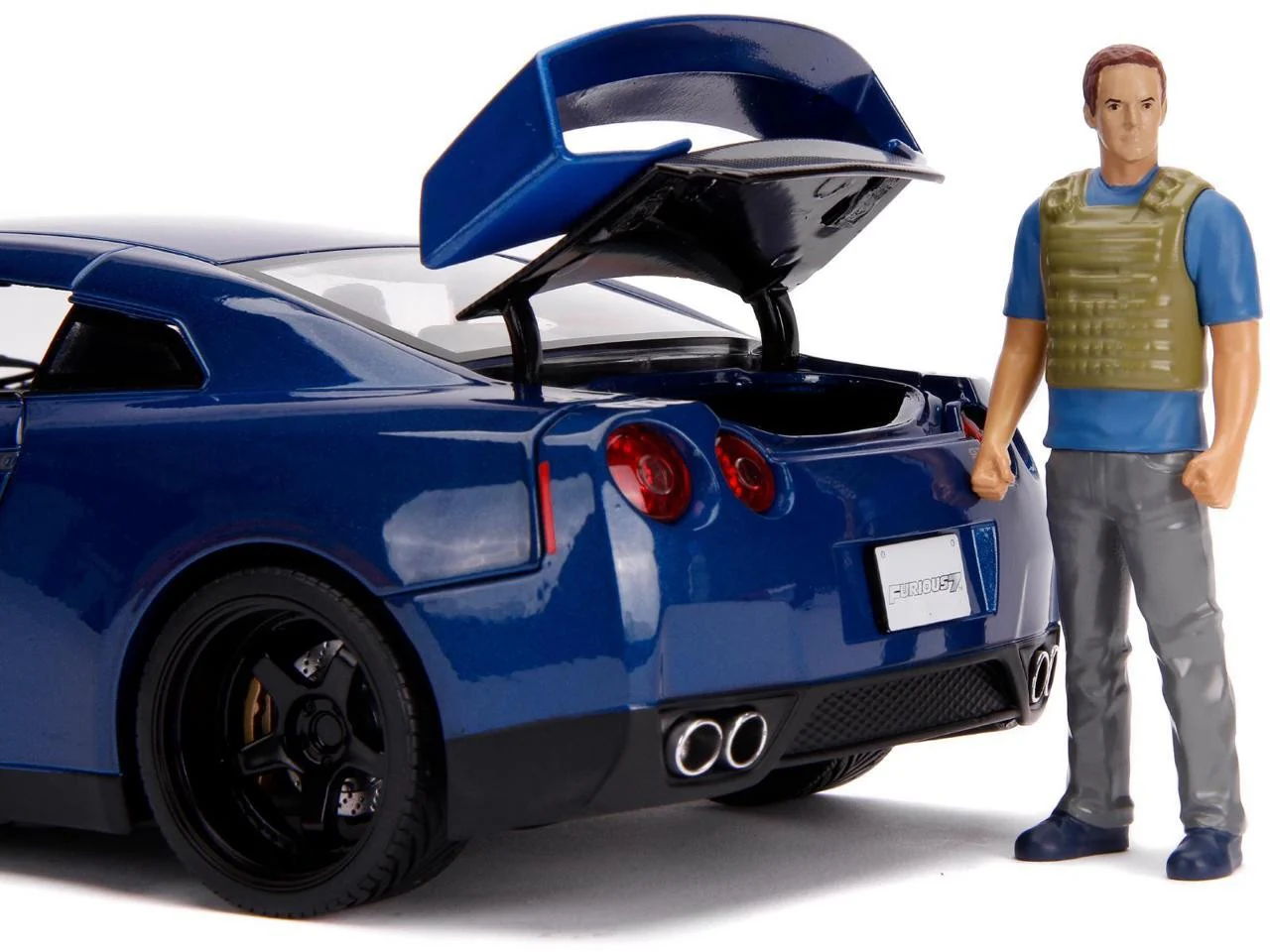 2009 Nissan GT-R R35 Blue Metallic and Carbon Model with Lights and Brian Figurine - Image 6