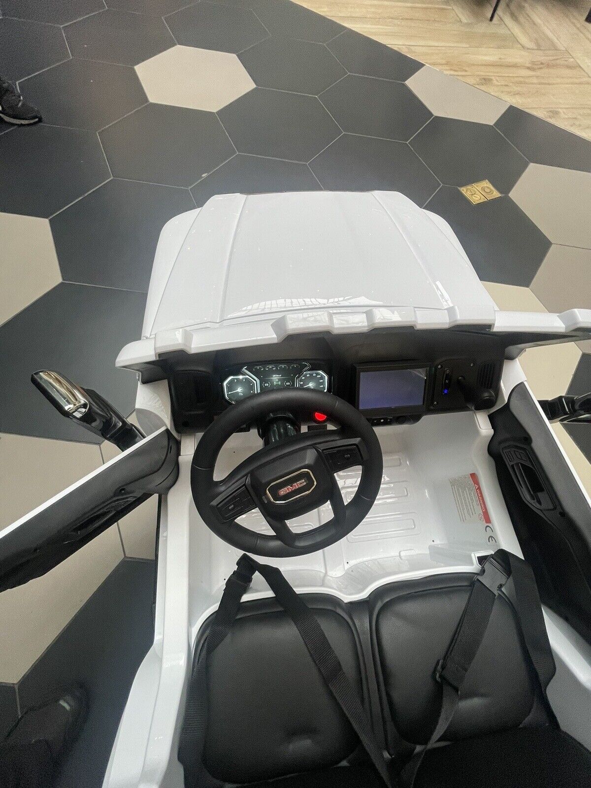 24V Interactive TV GMC Ride On Electric Toy 4x4 with Leather Seating and Advanced Rubber EVA Tires - Remote Control - Image 6