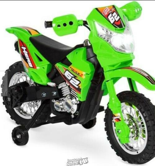 6V Battery-Operated Lime Green Dirt Bike with 1.86 mph Max Speed and Compact 42.5"L x 20.9"D x 28.7"H Size - Image 2