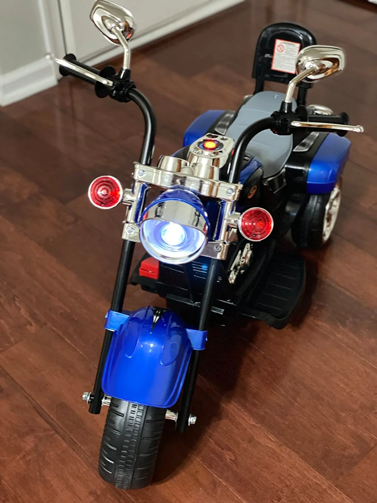 6V Toddler Electric Motorbike Ride-On Toy with Horn and Headlights for Indoor and Outdoor Use - Image 14
