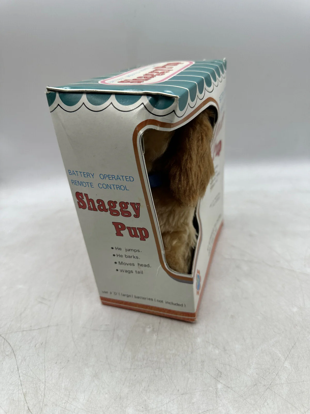 Vintage 1970s Alps Shaggy Puppy Remote Control Battery-Powered Toy Dog in Original Box - Image 2