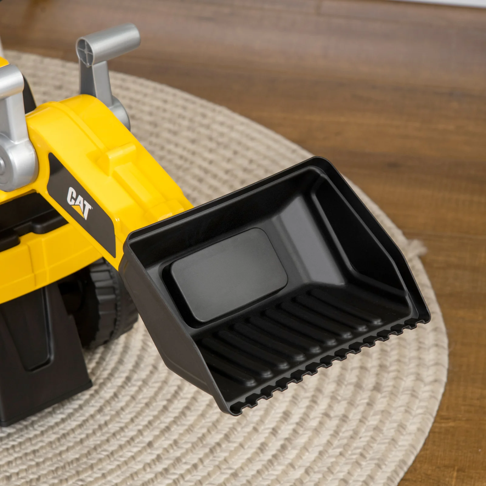 Ride-On Excavator Toy for Kids Licensed Caterpillar CAT Digger - Image 2
