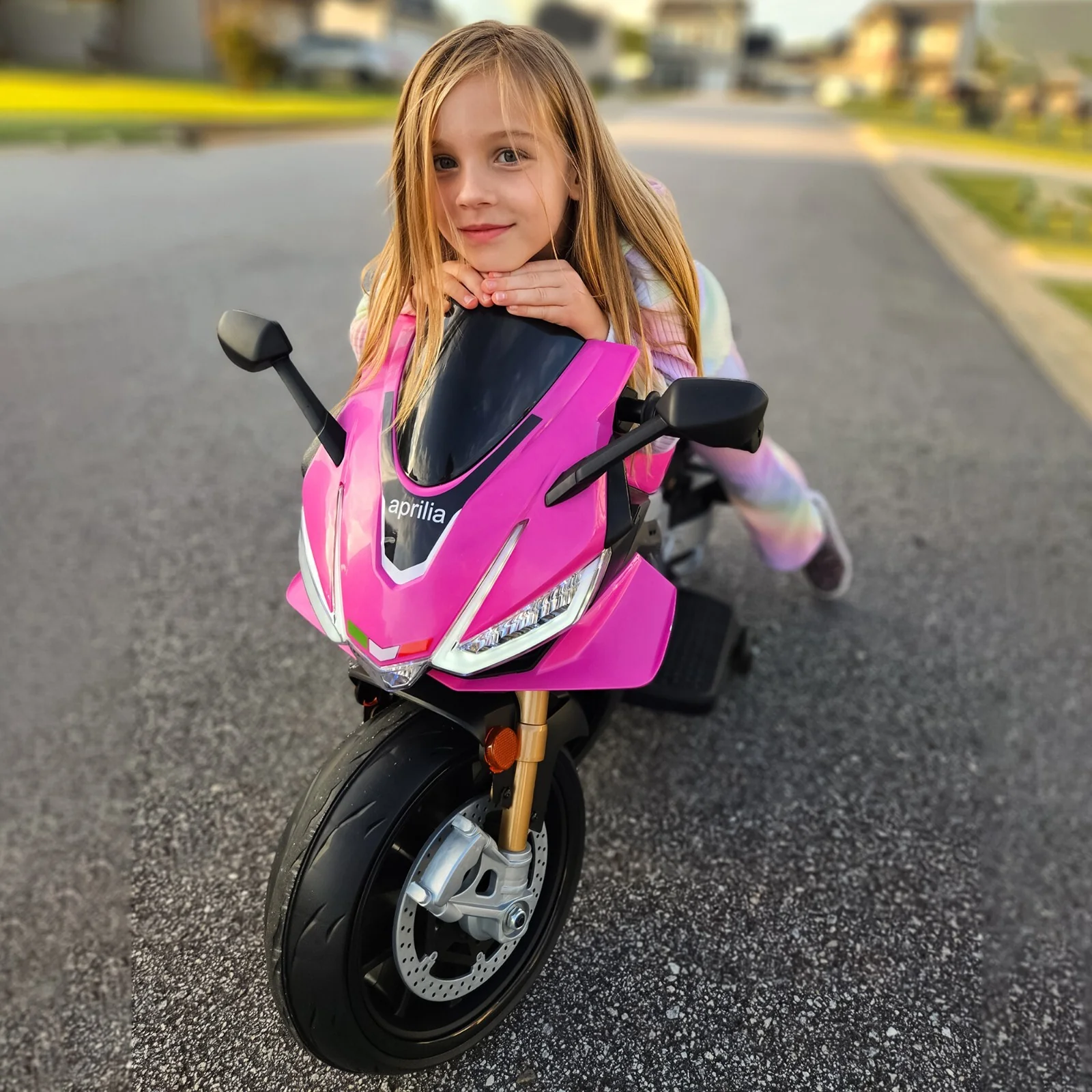 24V Kids Electric Dirt Bike Motorcycle with 10mph Speed and Bluetooth Music - Image 8
