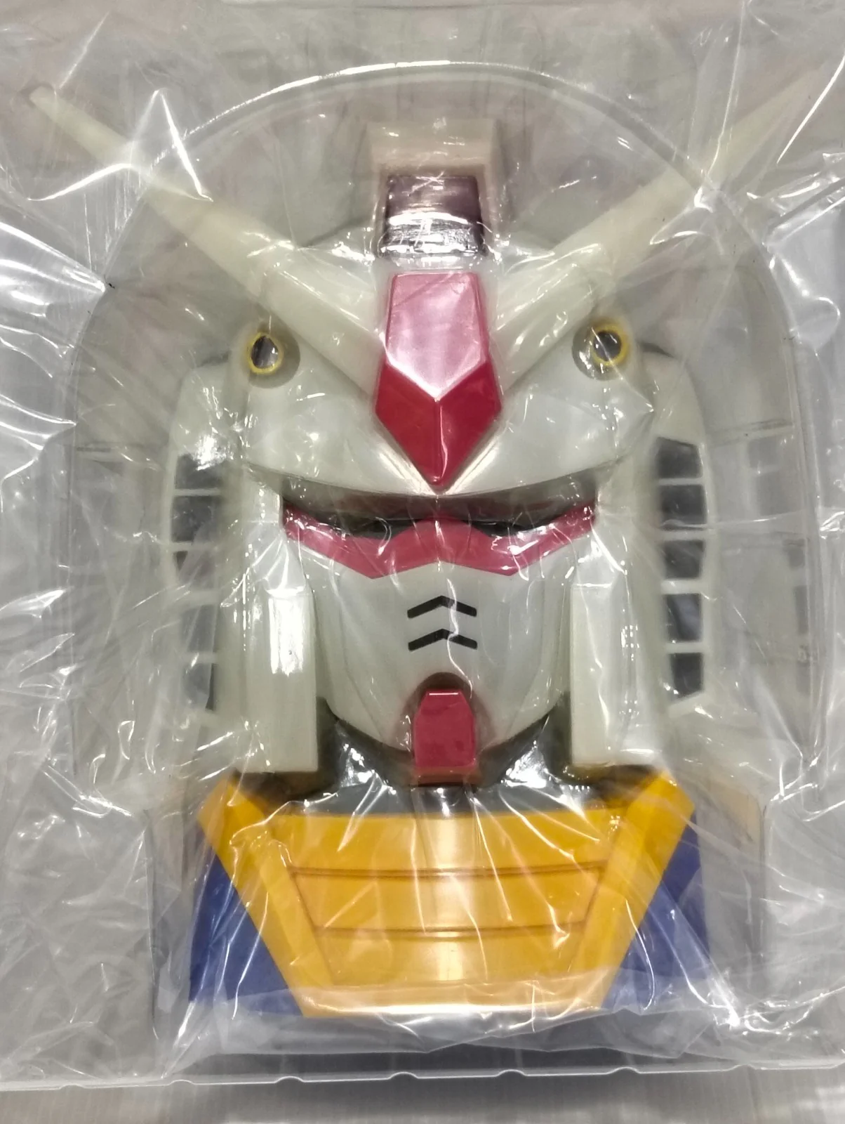 Gundam RX-78-2 Glow in the Dark Night Lamp by Banpresto - Image 10