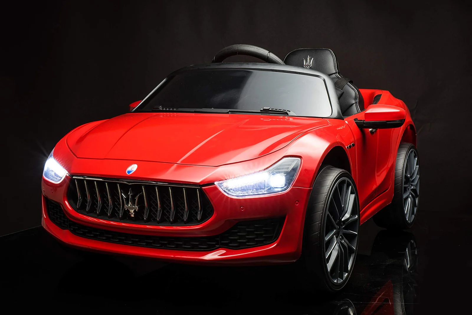 12V Red Ride-On Maserati Ghibli Car for Kids - Image 4