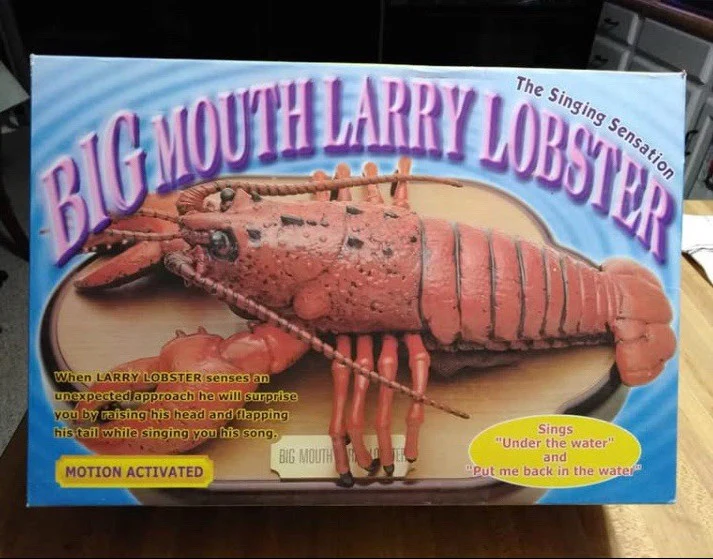 Larry Lobster Singing Motion-Activated Toy - Battery Powered 2000 Edition