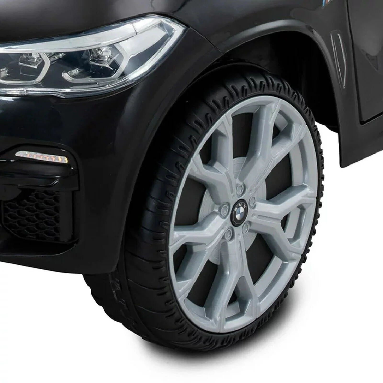 BMW X5M 6-Volt Battery-Powered Ride-On Car in Sleek Black Finish - Image 8