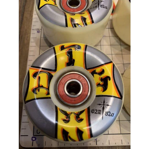 Dog Town Soft 62mm 82A Skateboard Wheels Without Bearings - Image 2