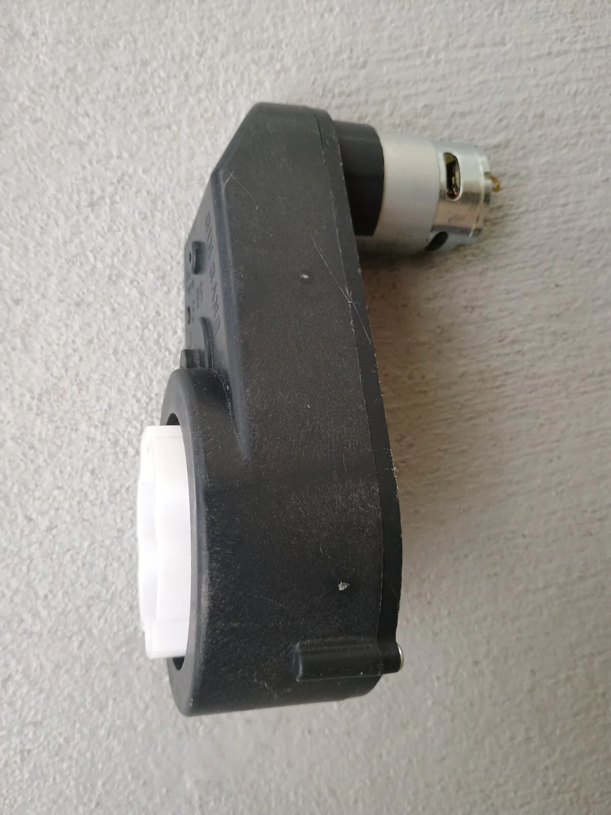 Caja de cambios 555C 24V 30000 RPM con motor de alto par - Image 11