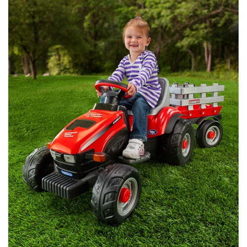 Case IH Lil' Tractor and Trailer: 6V Battery-Powered Ride-On for Kids - Image 2
