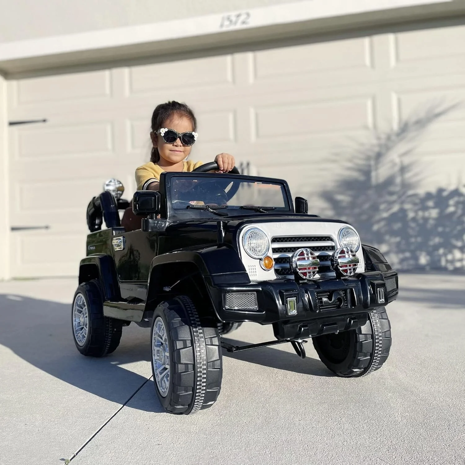 12V Kids Off-Road Remote Control Car with Comfortable Seating and Multimedia Features - Image 4