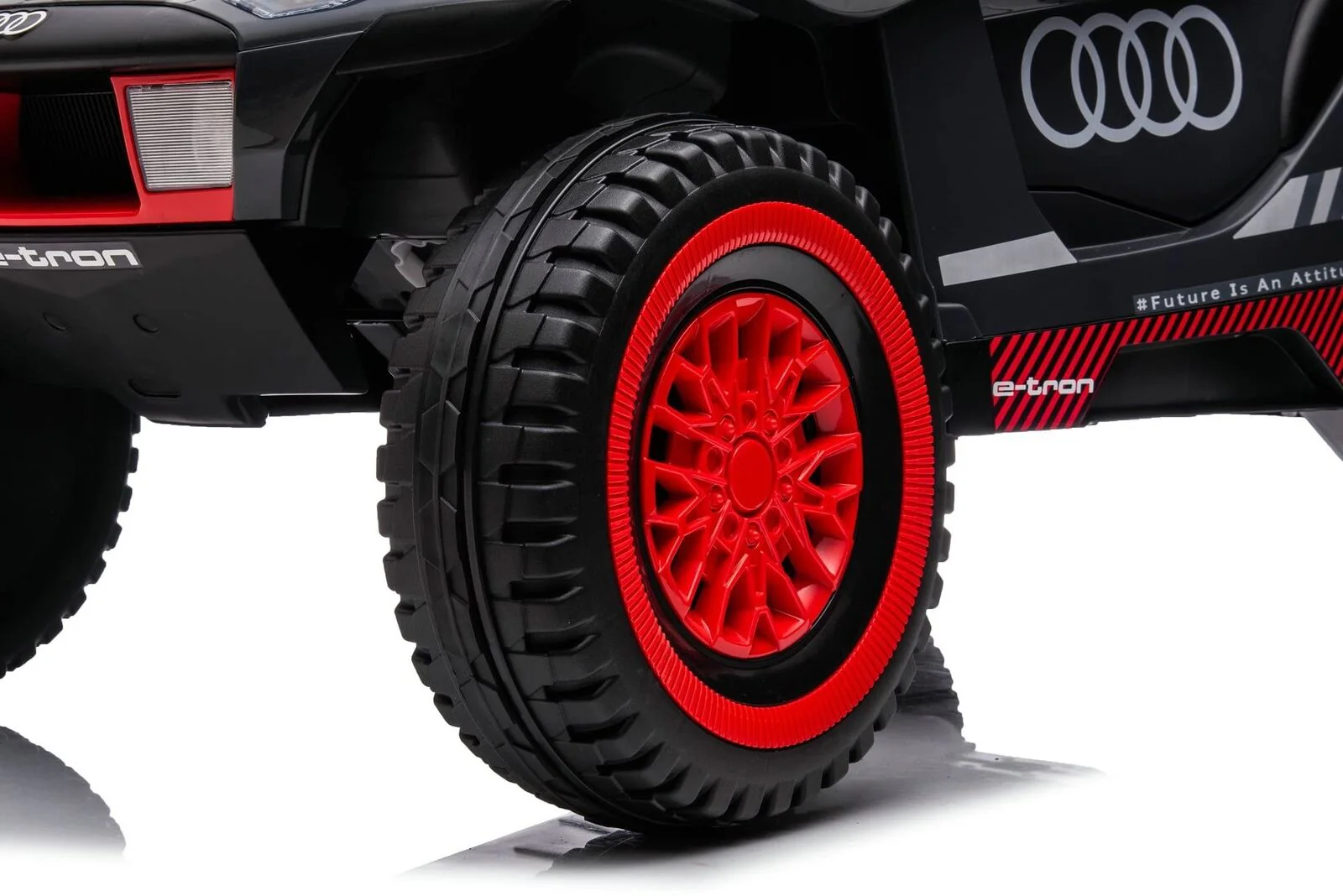 DAKOTT Audi RS Q e-Tron Electric Ride-On Car for Kids with Parental Remote Control - Image 6