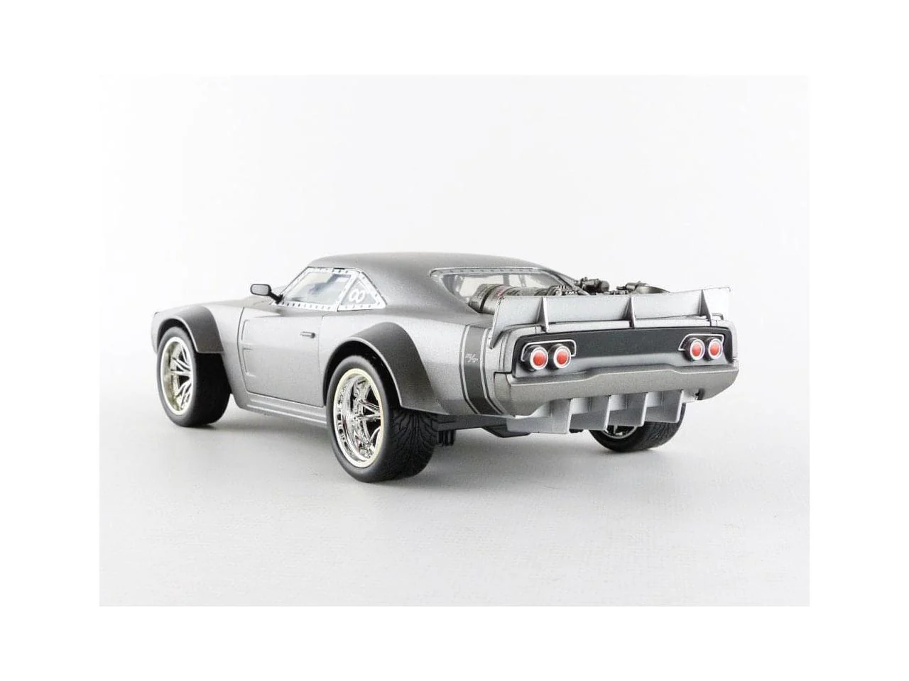 1/24 Diecast Model of Dom's Dodge Ice Charger from Fast & Furious F8 Movie by Jada - Image 5