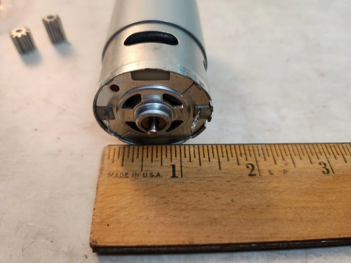 High-Power DL 570 DC Electric Motor for Kids' Electric Cars 1600RPM - Image 3