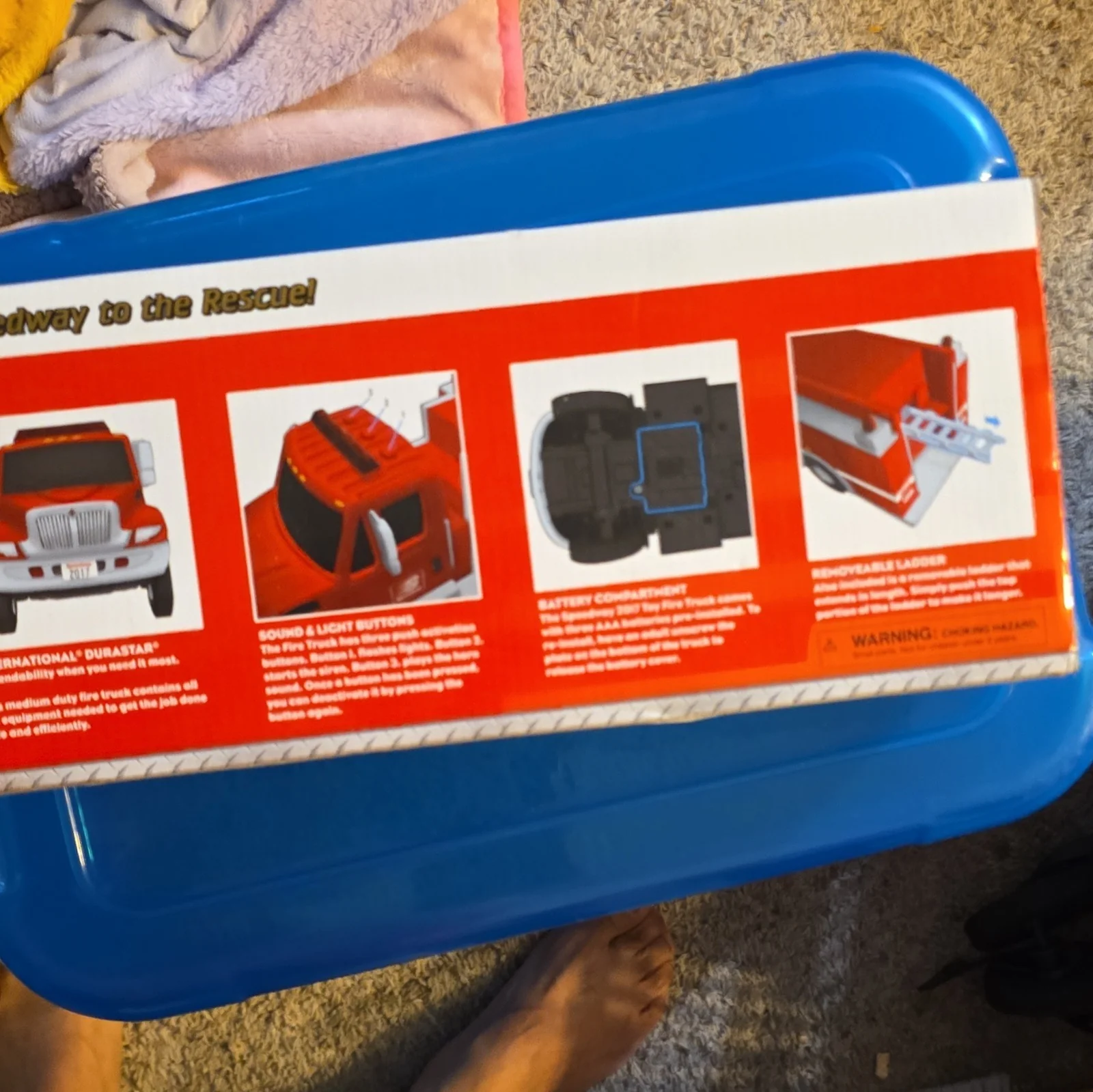 1:24 Scale Battery-Powered Fire Truck Toy for Kids Ages 3 and Up - Image 3