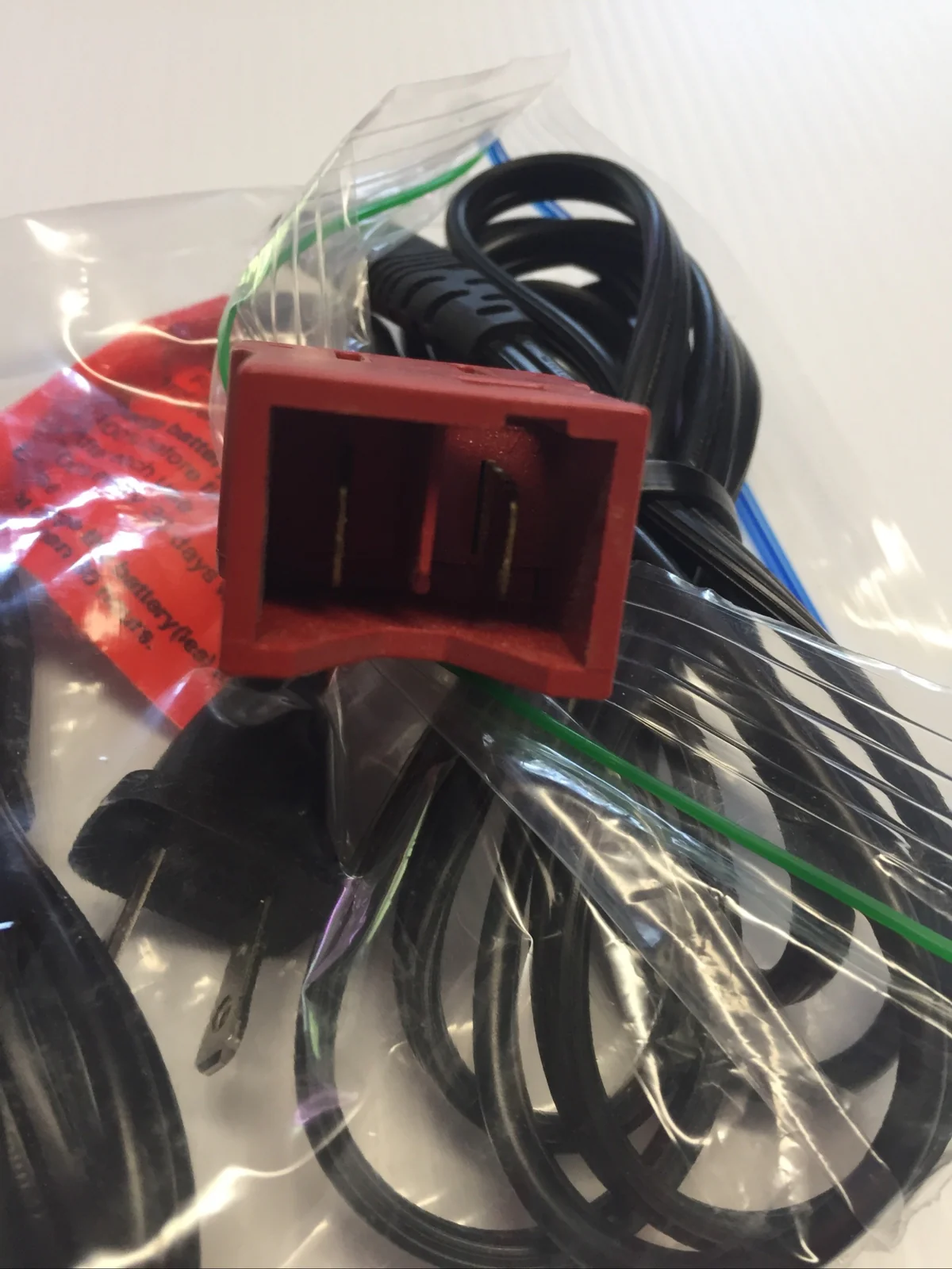 6 Volt Red Power Wheels Quick Battery Charger - Image 4