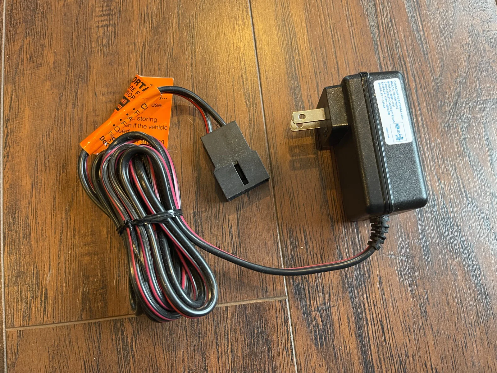 Power Wheels Class 2 Battery and Charger Kit with 120V Input and 6V Output Cord - Image 3