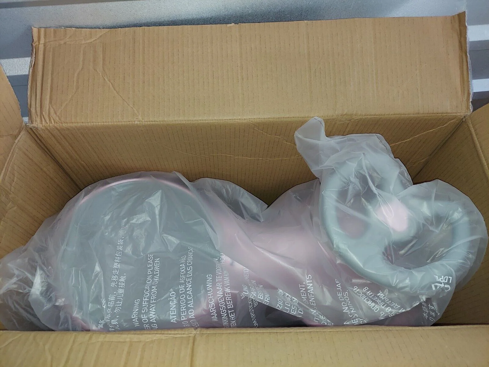 Flashing Pink Wiggle Car Ride-On Toy for Endless Fun - Image 2