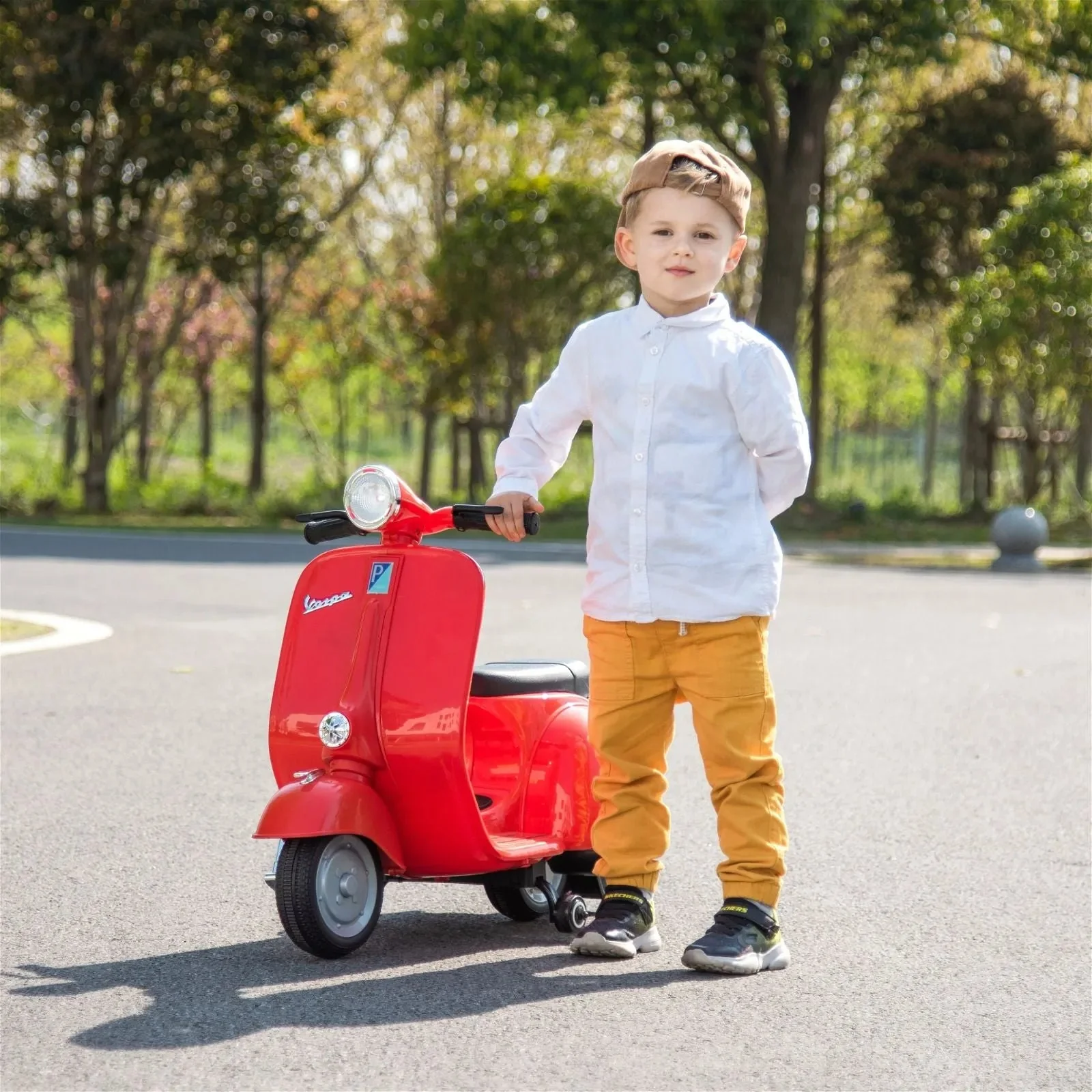12V Kids' Vespa Electric Ride-On Scooter - Image 8
