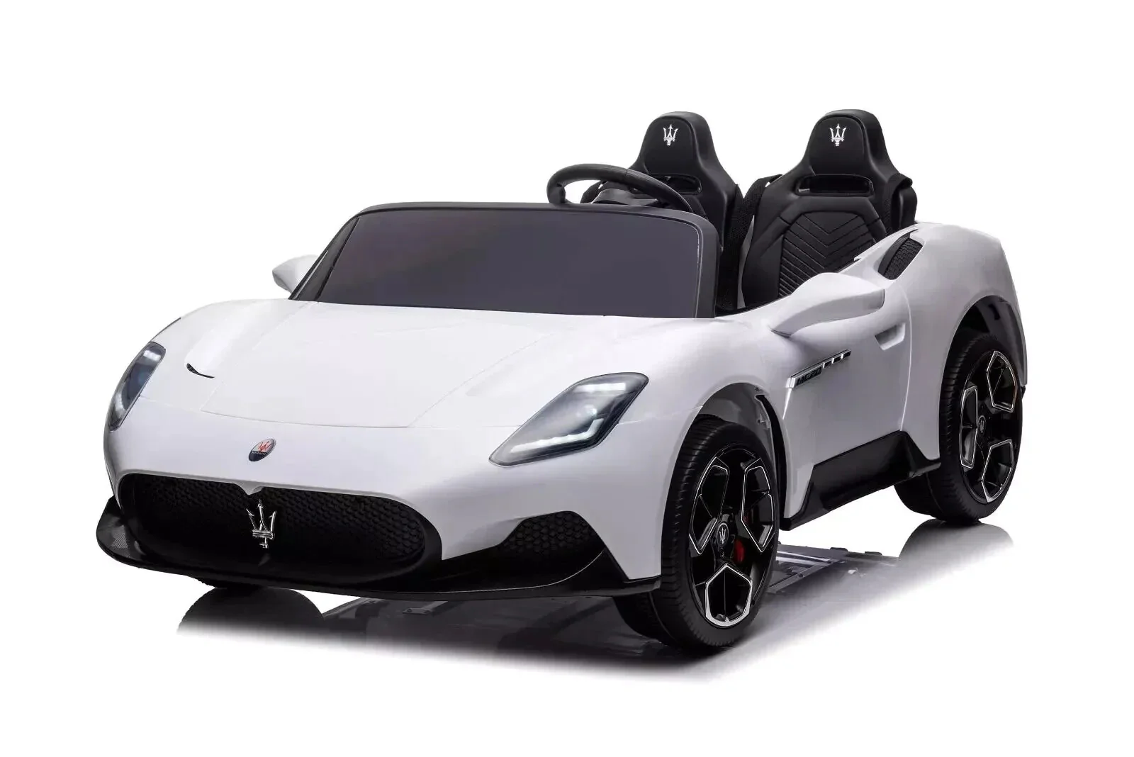 Freddo 4x4 Maserati MC20 2-Seater Ride-On Car for Kids with Music - Image 16