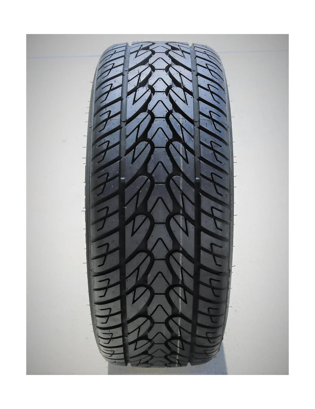 HS266 All-Season Performance Radial Tire 275/55R20 for Truck and SUV - Image 2