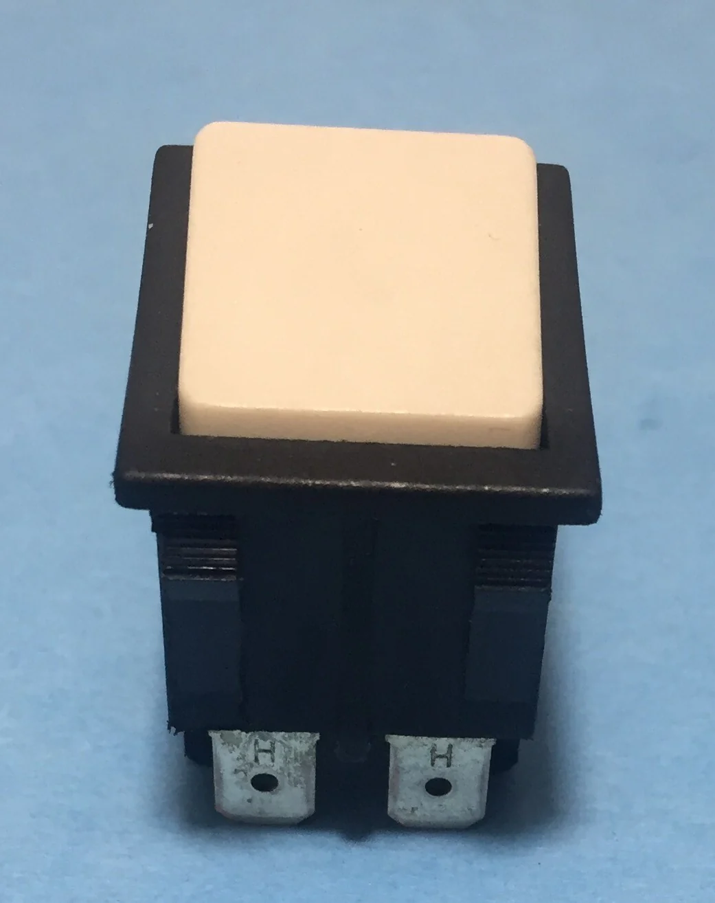 OEM Peg Perego 12 Volt High/Low Toggle Switch Part MEPU0002 - Image 4