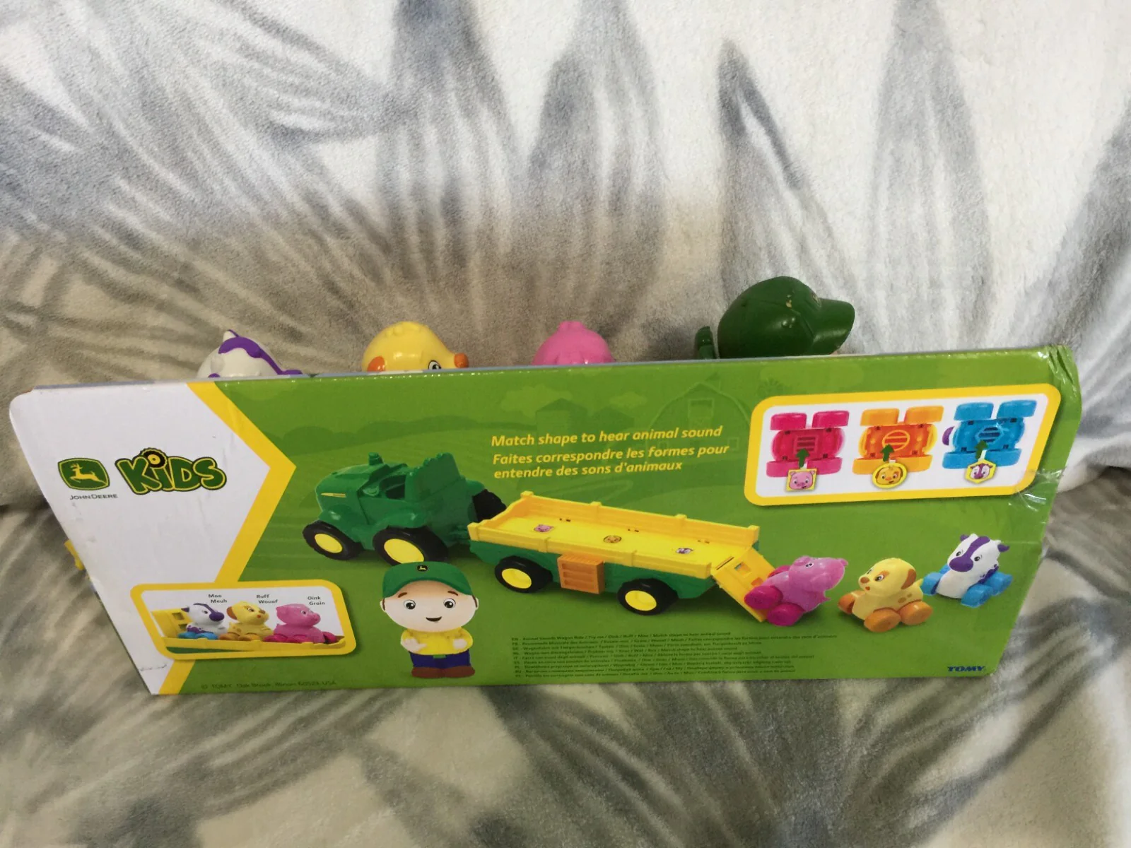 John Deere Animal Sounds Wagon Ride for Kids - Image 2