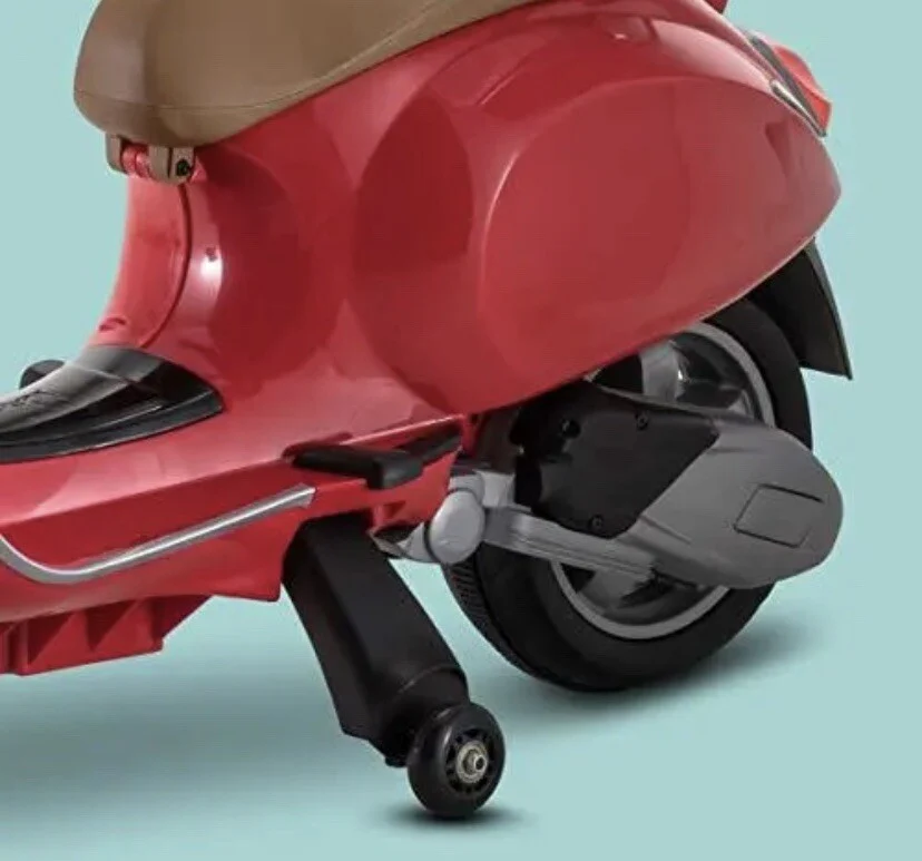 Electric Toddler Ride-On Vespa Scooter for Ages 3-5, 6 Volt Battery Powered - Image 4
