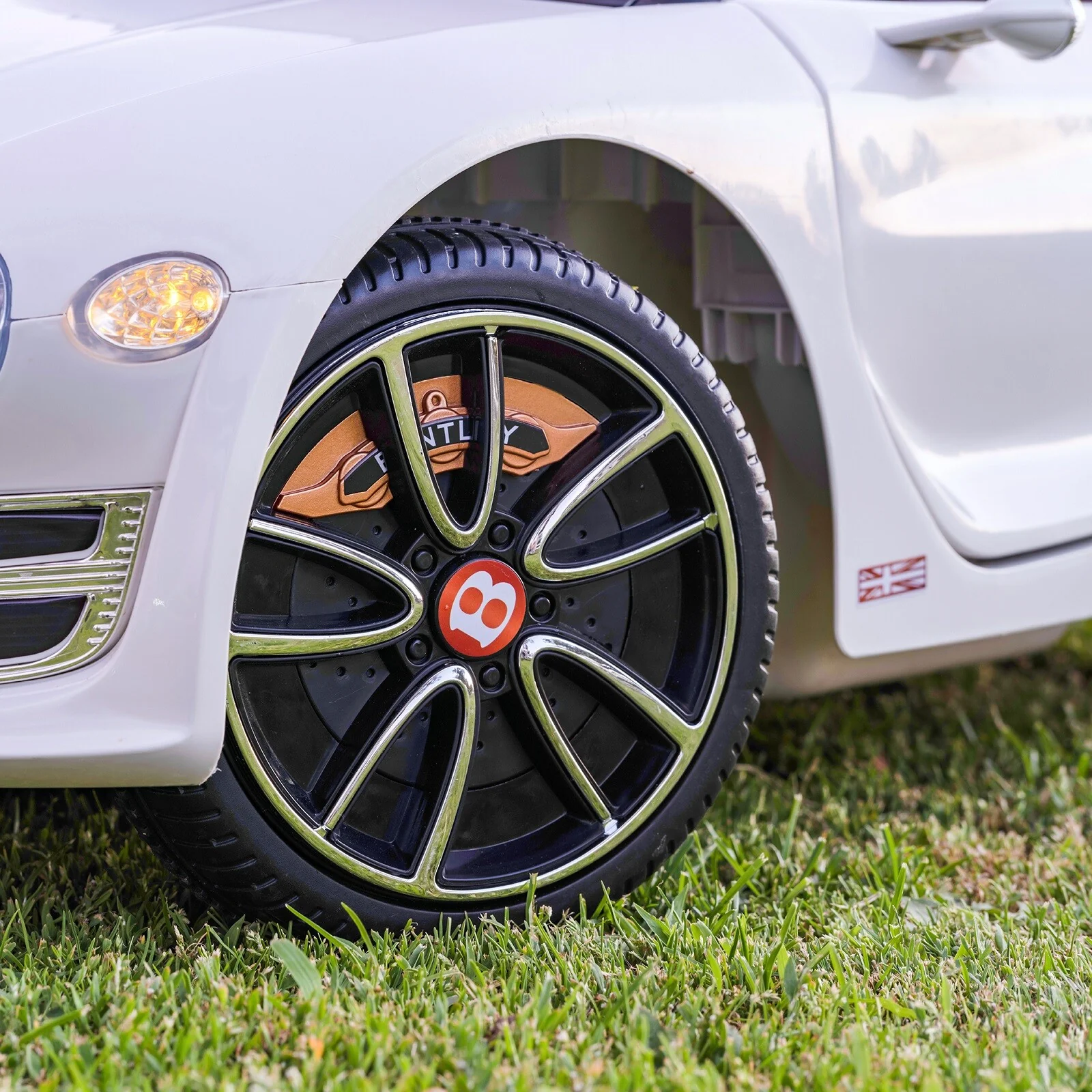 12V Kids Electric Ride-On Car with 2.4G Remote Control Bentley Style Vehicle Toy - Image 7