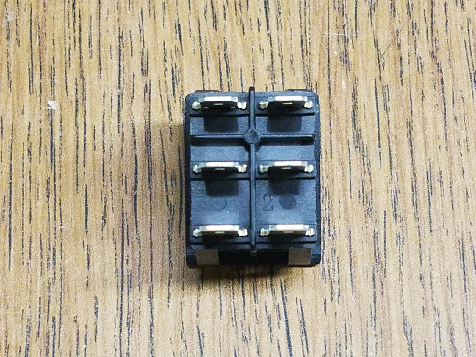 Kids Ride-On Car with Forward/Reverse Two-Position Switch – Suitable for Boats - Image 3