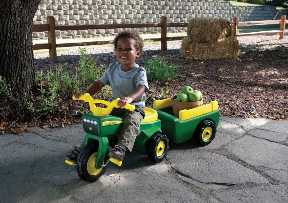 Kids Pedal Tractor with Detachable Trailer for Indoor and Outdoor Play - Image 5