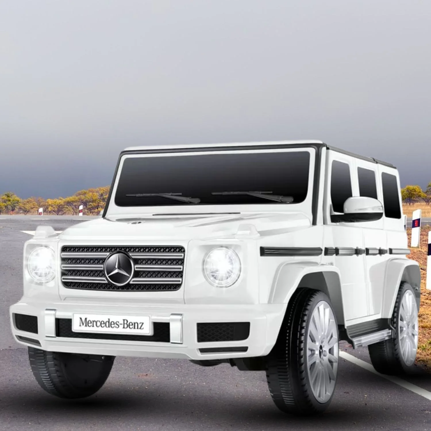 Licensed Mercedes-Benz G500 12V Ride-On Car with Remote Control and AUX/USB Connectivity for Kids - Image 3