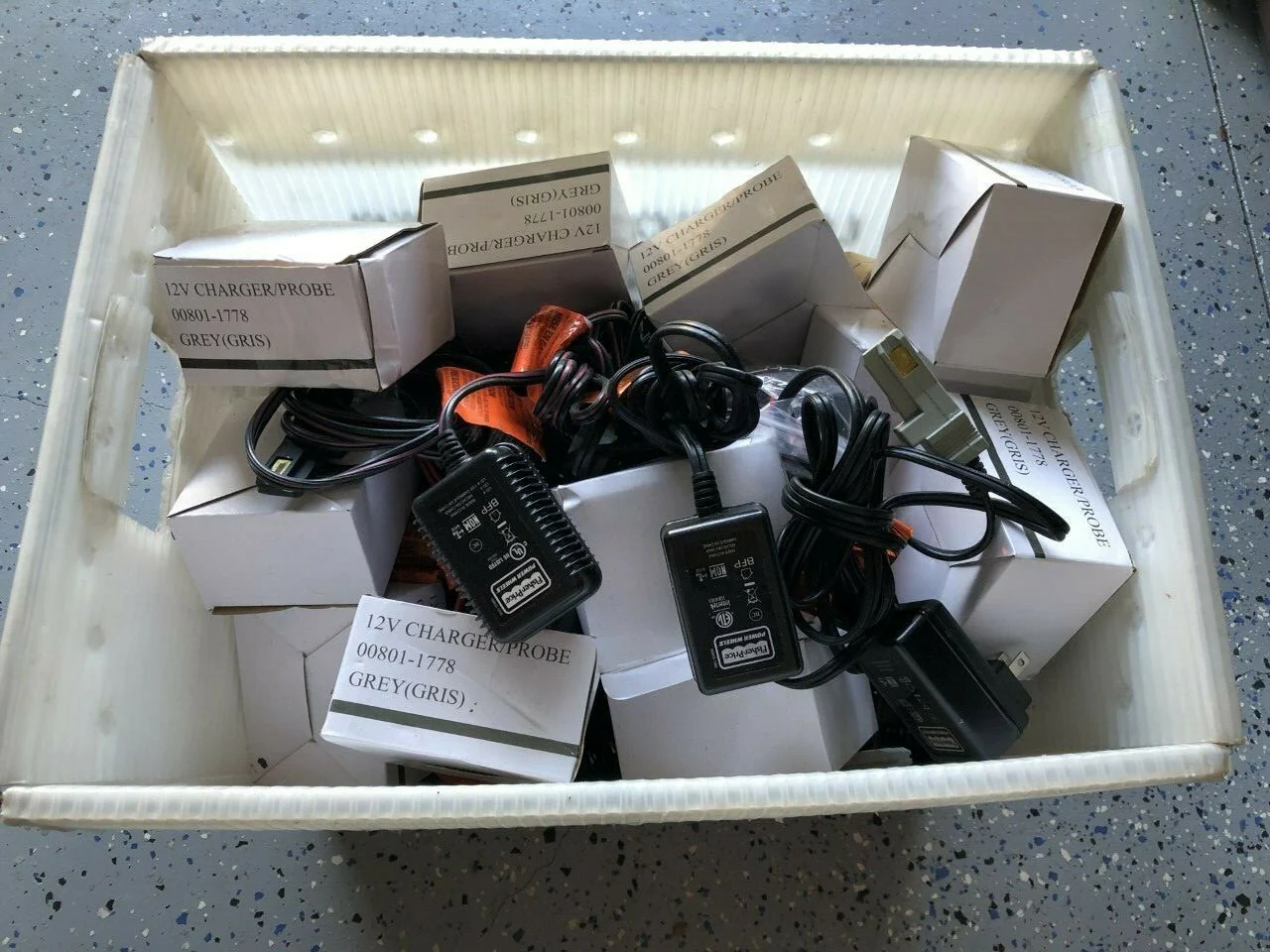 Lot of 10 Grey 12V Power Wheels Battery Chargers Case New and Used Mix