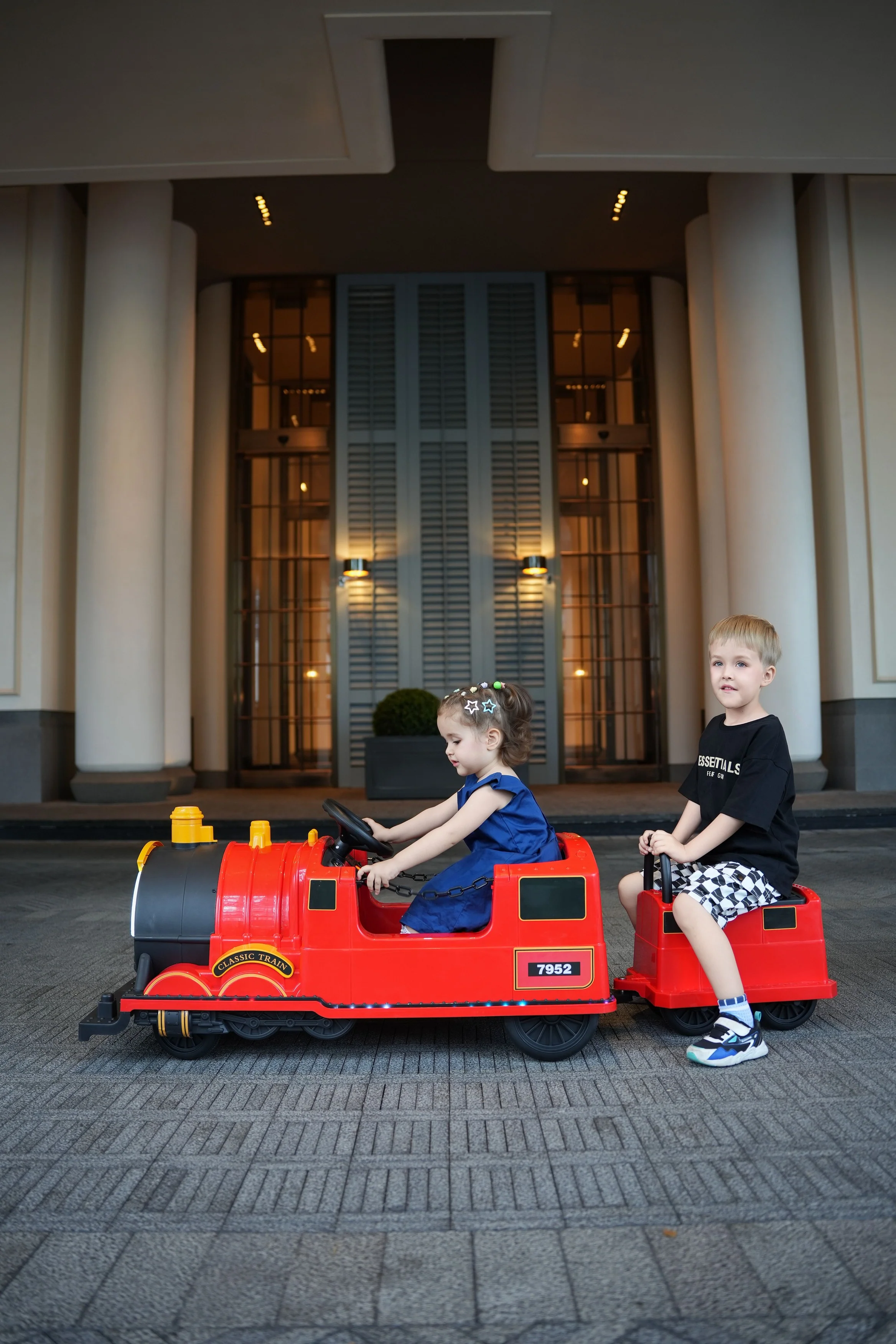 Kids Ride-On Train for Backyard Fun – Battery Powered w/Magic Cars® Remote Control, Real Steam Stack, MP3 & Working Caboose (Ages 1–10) - Image 20