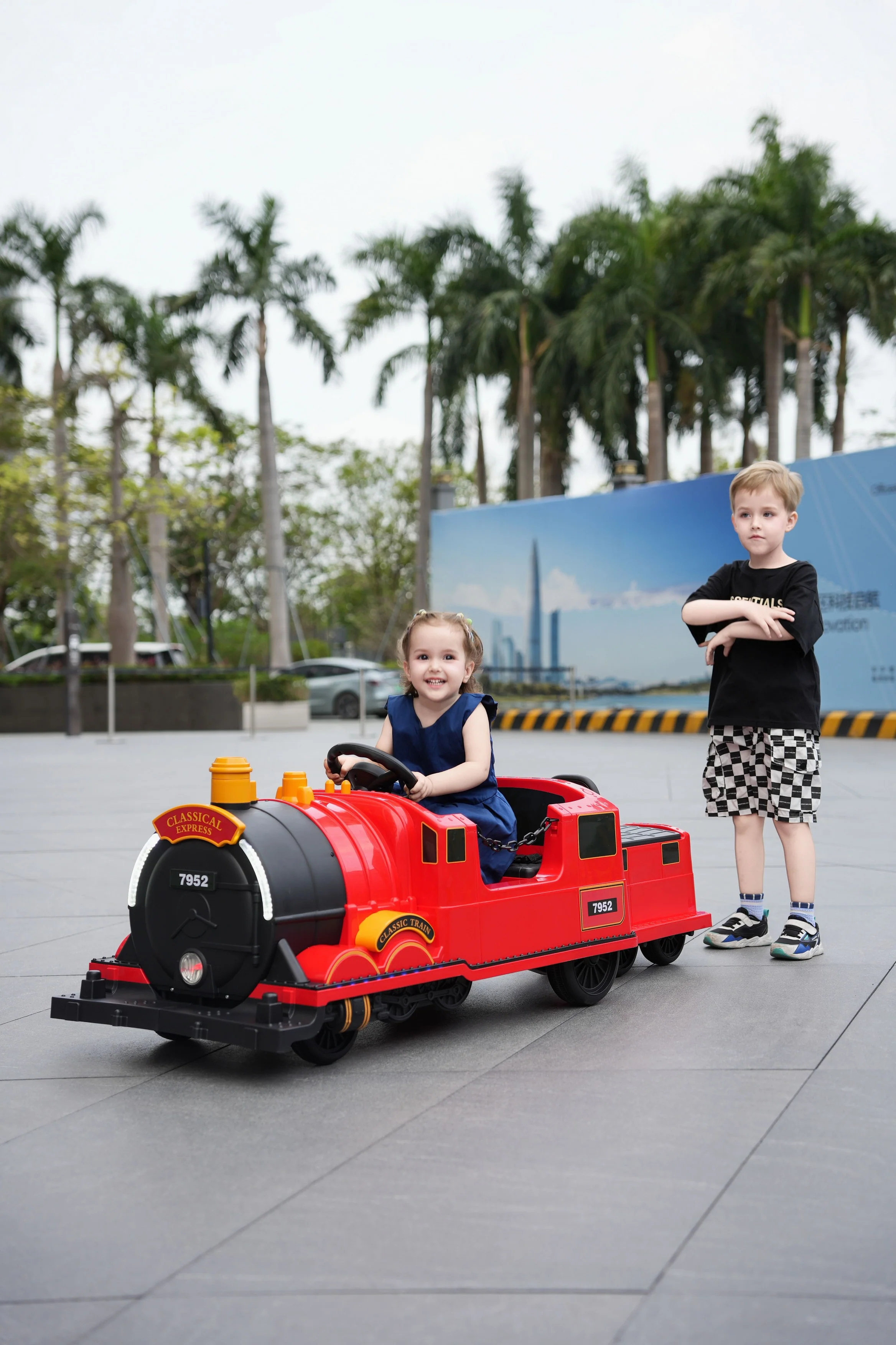 Kids Ride-On Train for Backyard Fun – Battery Powered w/Magic Cars® Remote Control, Real Steam Stack, MP3 & Working Caboose (Ages 1–10) - Image 22