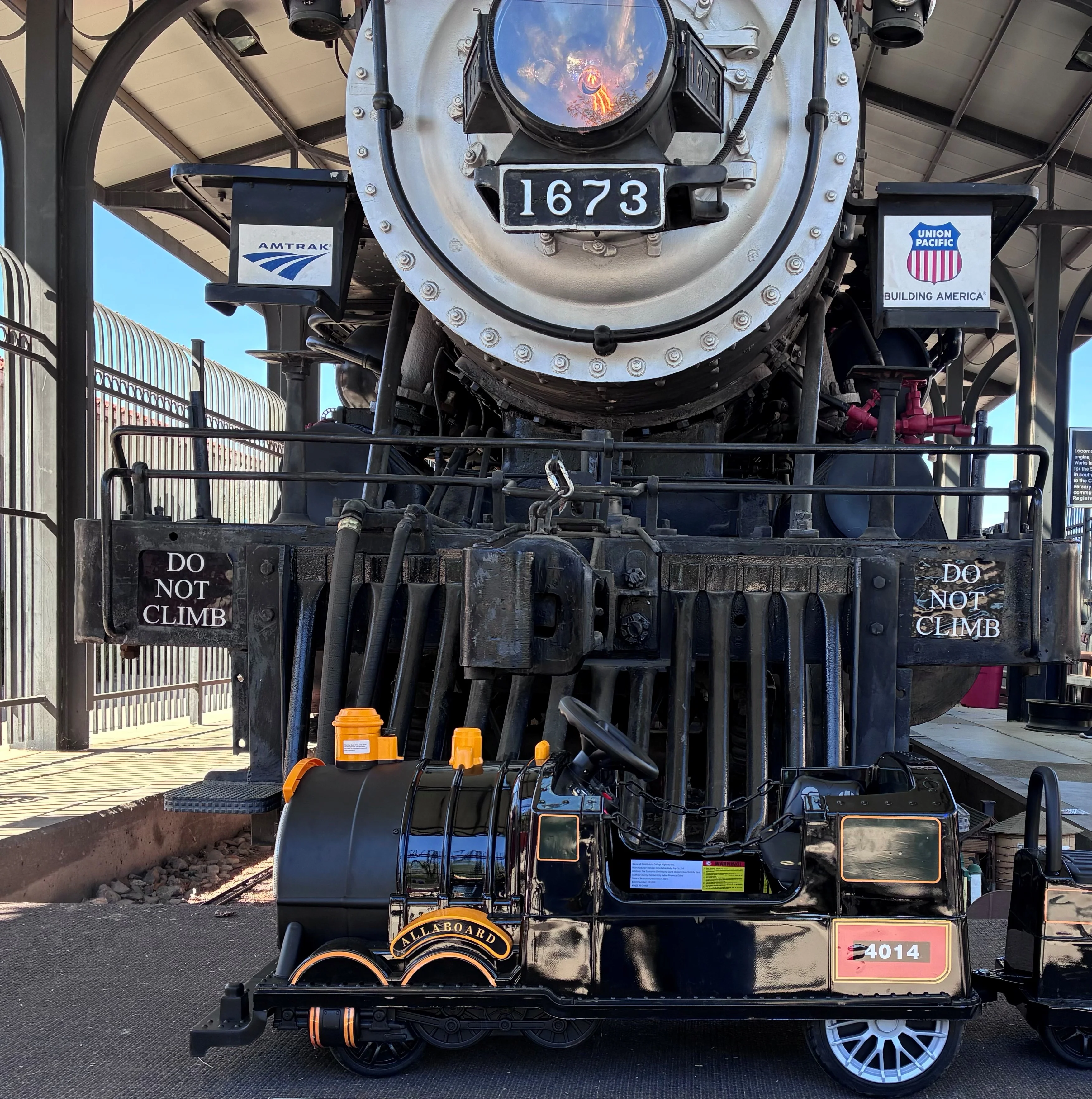 Kids Ride-On Train for Backyard Fun – Battery Powered w/Magic Cars® Remote Control, Real Steam Stack, MP3 & Working Caboose (Ages 1–10) - Image 4