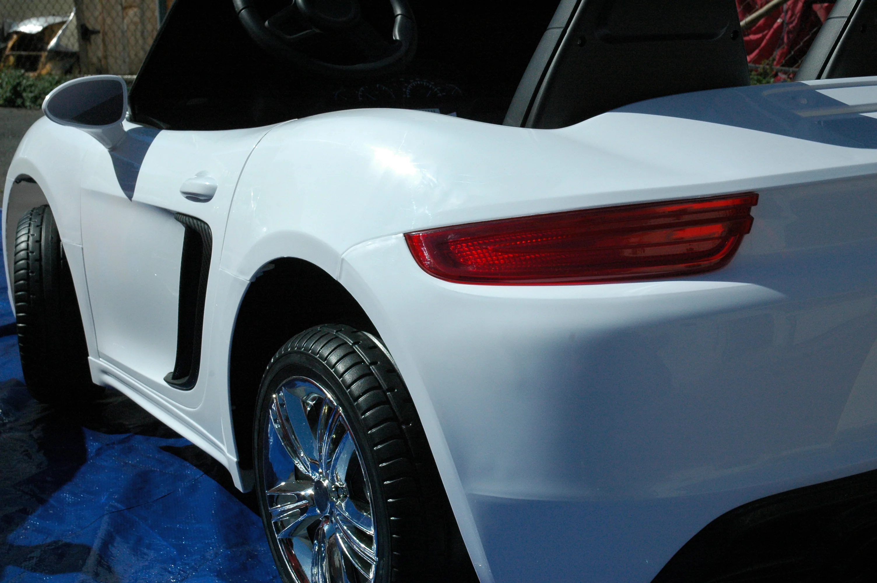 2 Seater Porsche Style Ride On Electric Car For Children To Adults - Image 14
