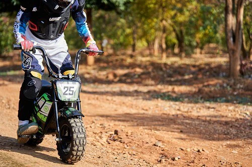 24V 250W Electric Mini Bike in Black - Image 11