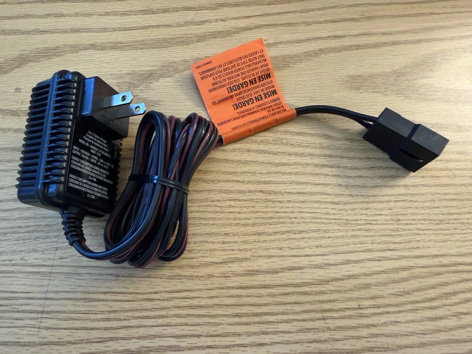 Power Wheels 12V Battery Charger by Fisher Price 00803-1295 - Image 3
