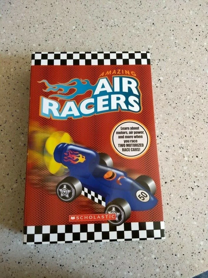 Scholastic Amazing Air Racers Duo with Accompanying Book - Image 2
