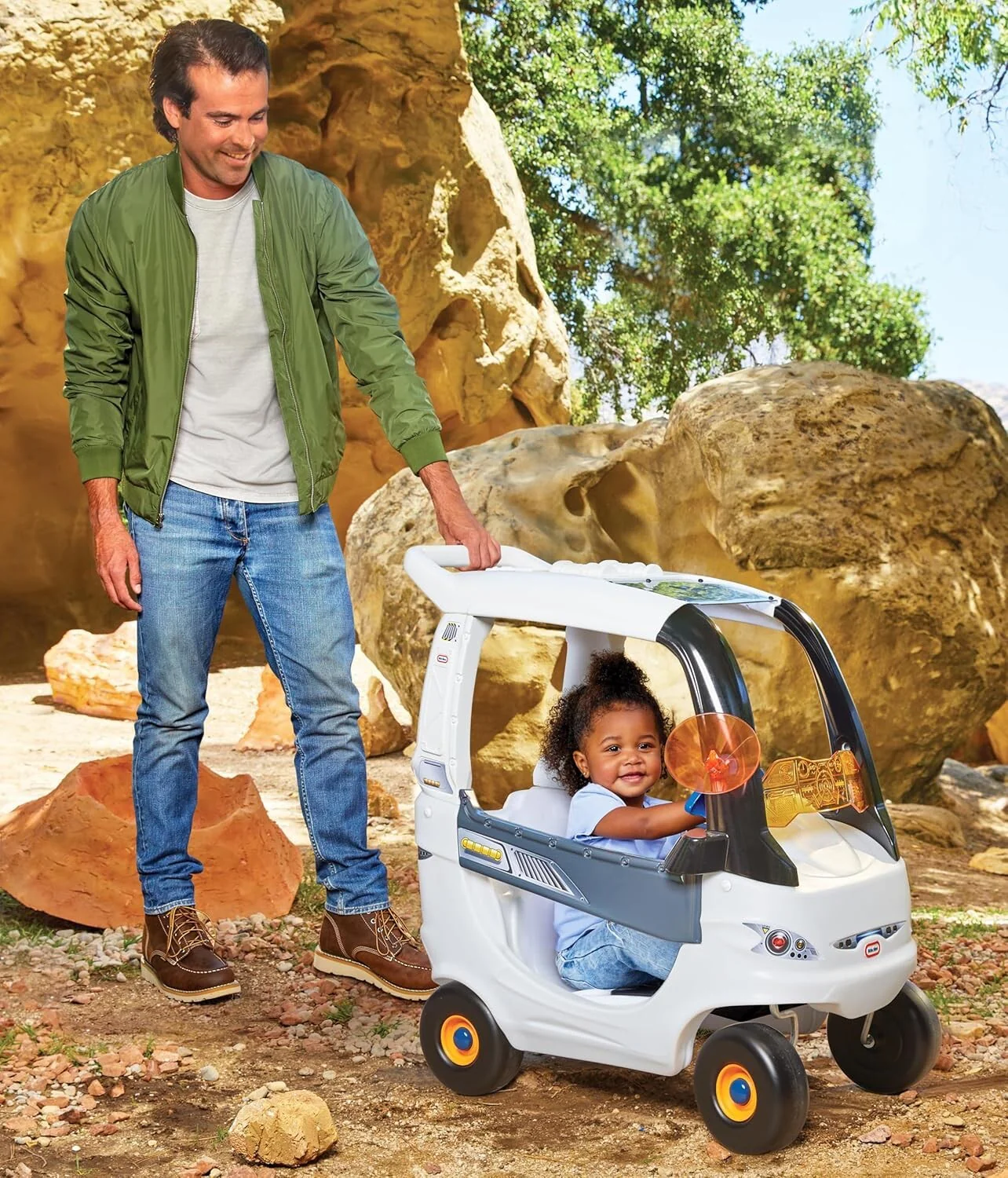 Parent-Controlled Adventure Rover Ride-On Vehicle with FX Sounds for Kids - Image 4