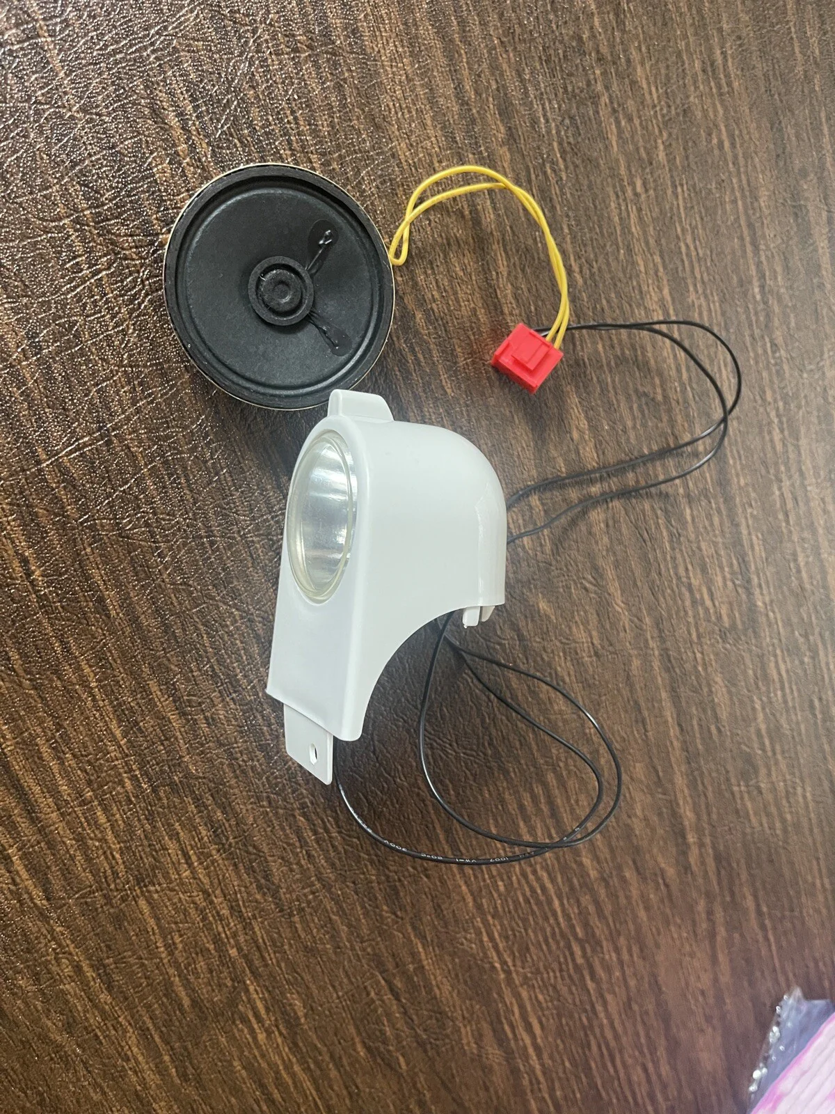 Replacement LED Bulb for Thomas the Tank Ride-On Train Light and Speaker - Image 2