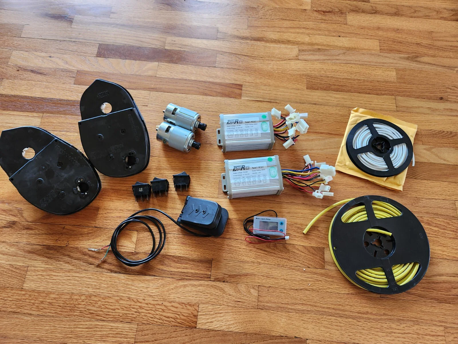 Power Wheels High Volt Conversion Kit with Dual Controllers for Drag Racing - Image 11