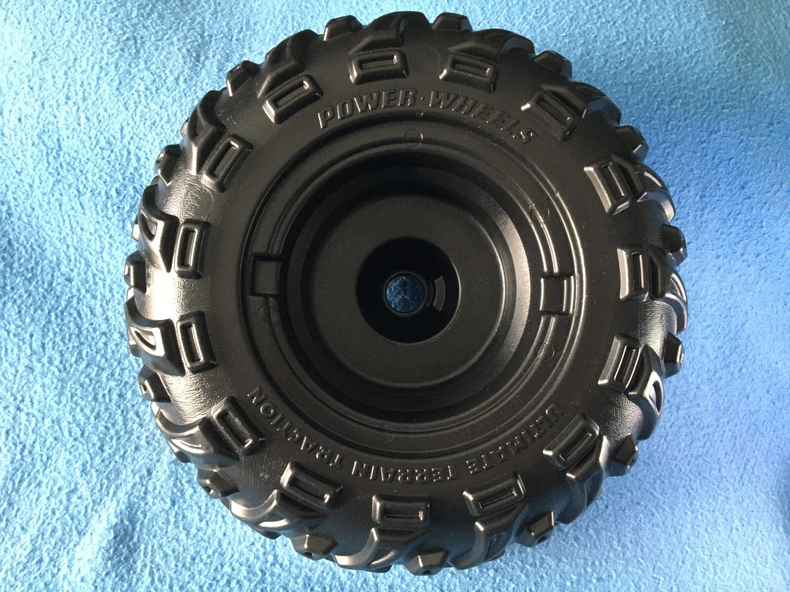 Power Wheels Terrain Traction Right Tire J8472 Q801-02