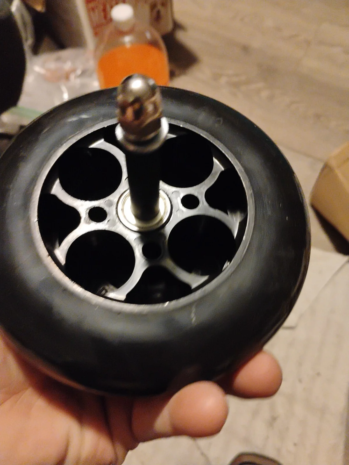 Scooter E90 V1+ Rear Complete Chain-Driven Wheel Replacement - Image 3